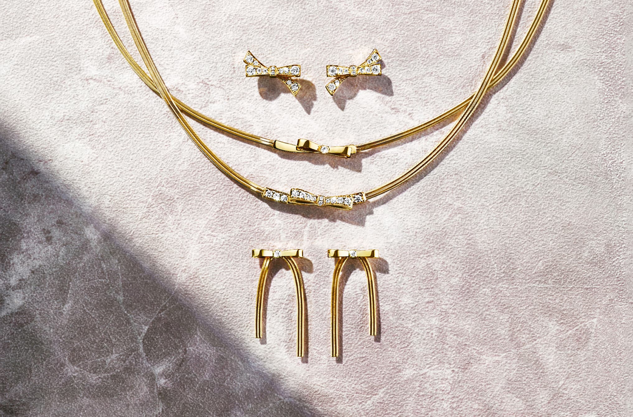 スタージュエリー / Star Jewelry | DIAMOND BOW