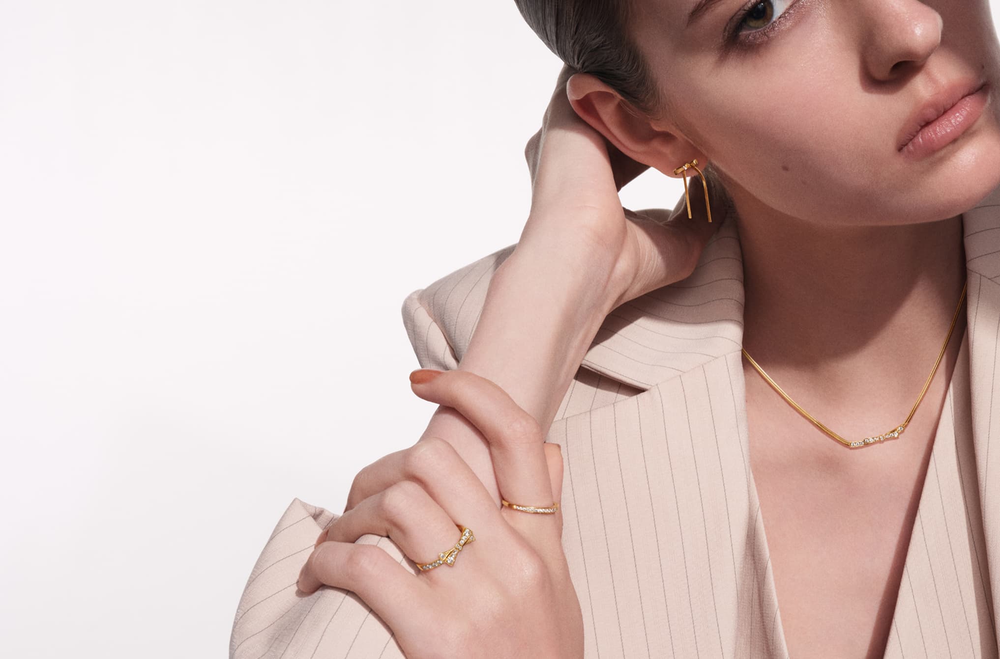 スタージュエリー / Star Jewelry | DIAMOND BOW